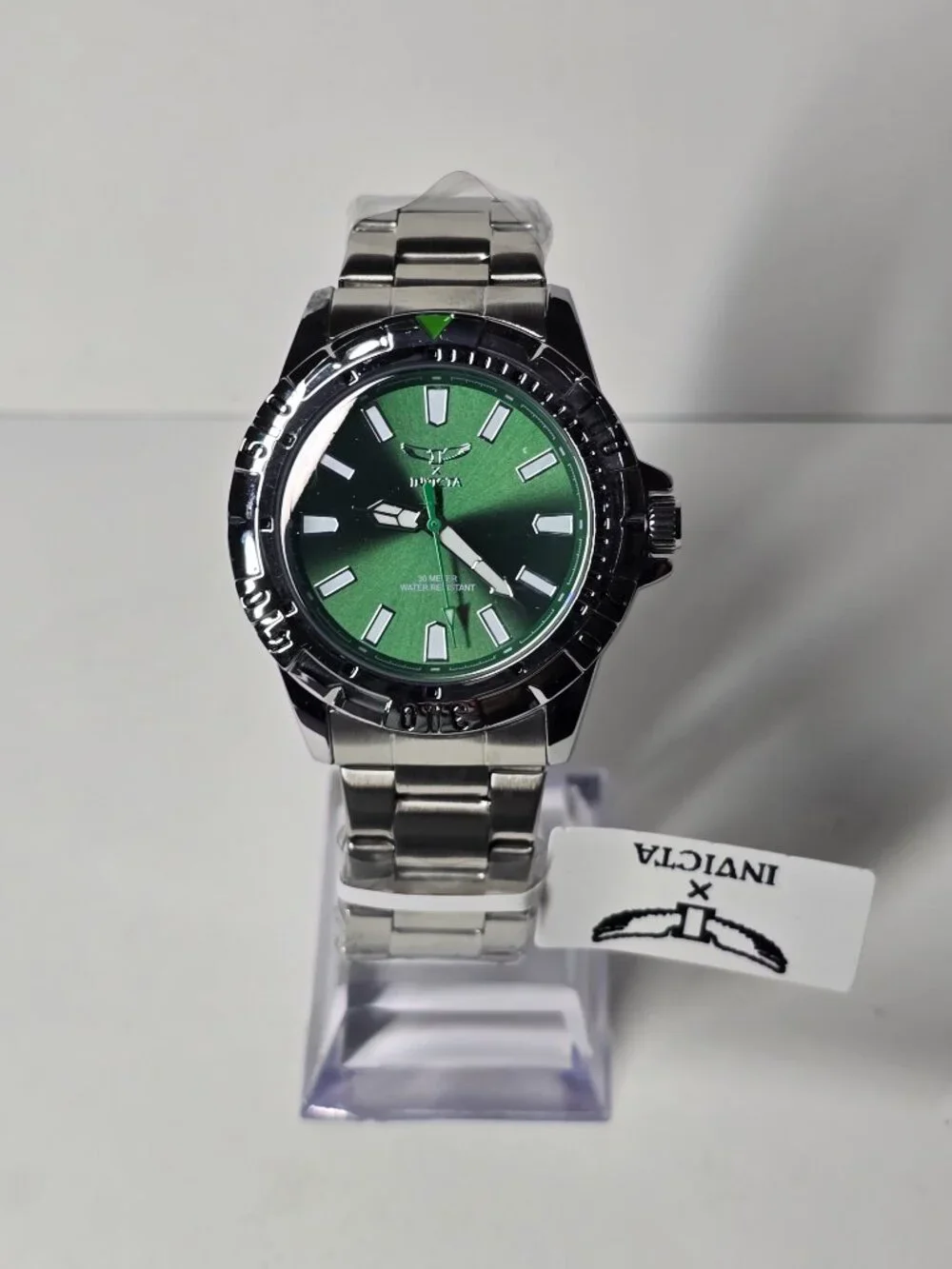 Invicta Specialty I by Invicta Men's Watch - 42mm. Silver, Green (69042)